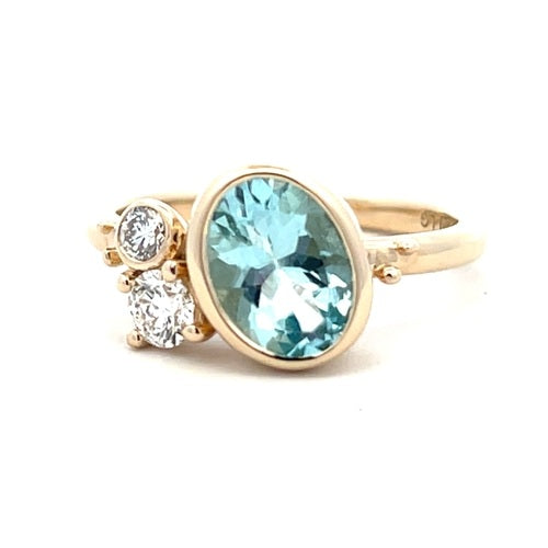9ct Yellow Gold 1.47ct Aquamarine & LG Dia Ring TDW 0.30ct