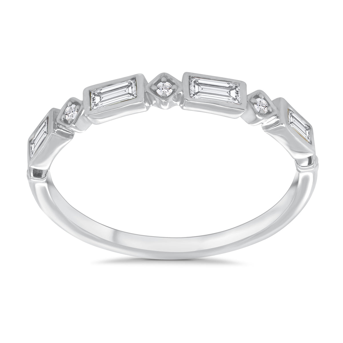 9ct White Gold Baguette & RB Diamond Bezel Set Band 9=0.33ct GSI