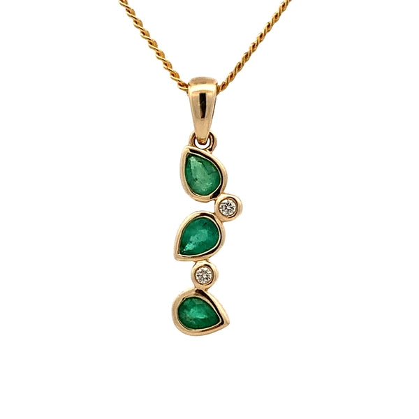 9ct Yellow Gold Pear Cut Emerald & Diamond Pendant 3EM=0.51ct 2RB=0.04ct